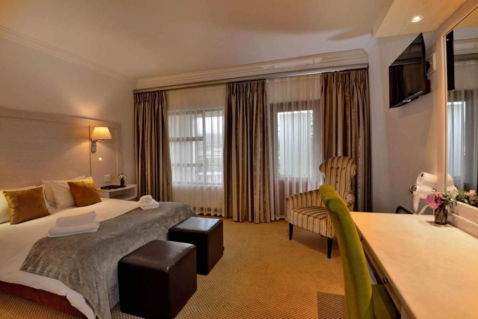 Hotel Val Du Charron Wine & Leisure Estate Wellington Esterno foto