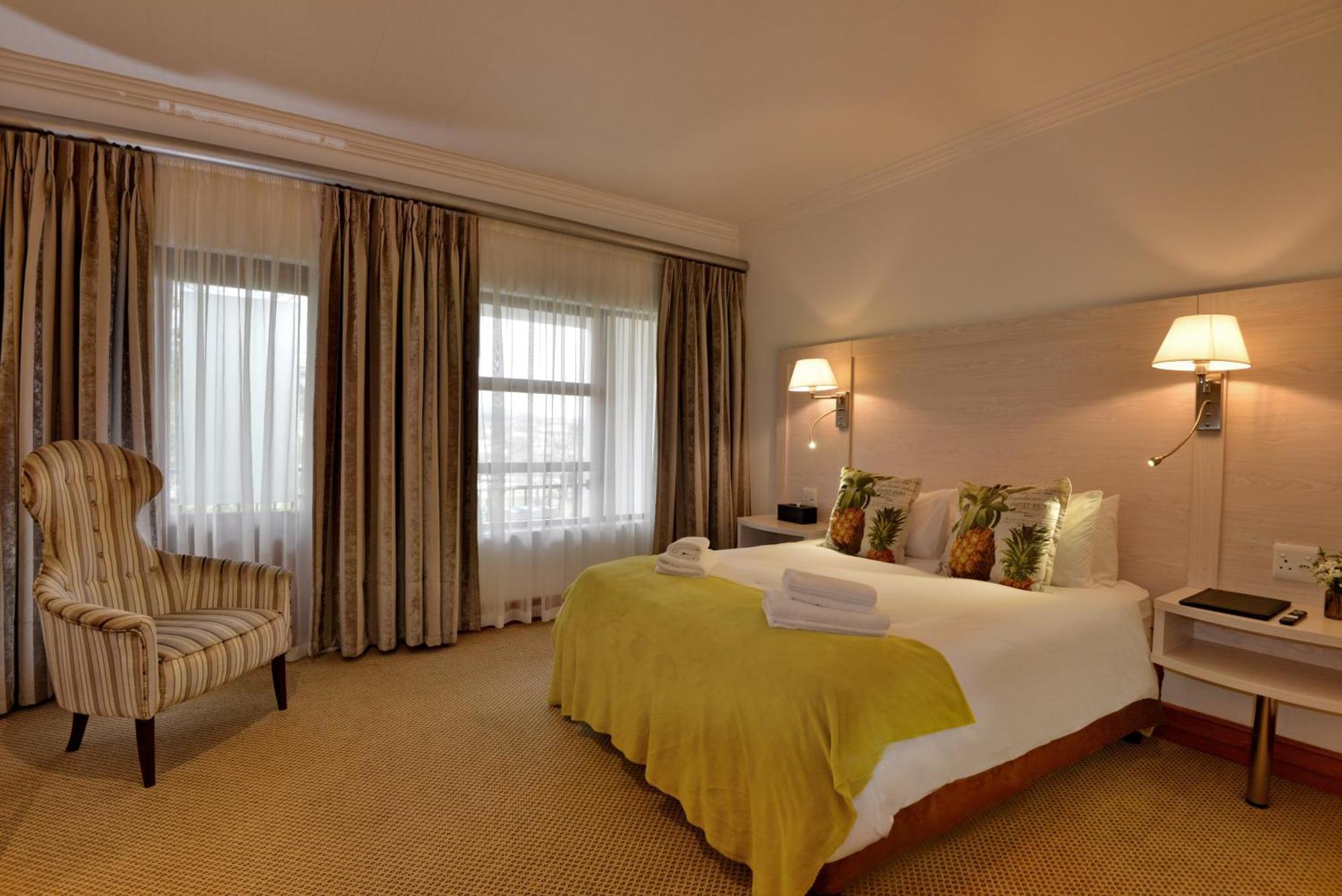 Hotel Val Du Charron Wine & Leisure Estate Wellington Esterno foto