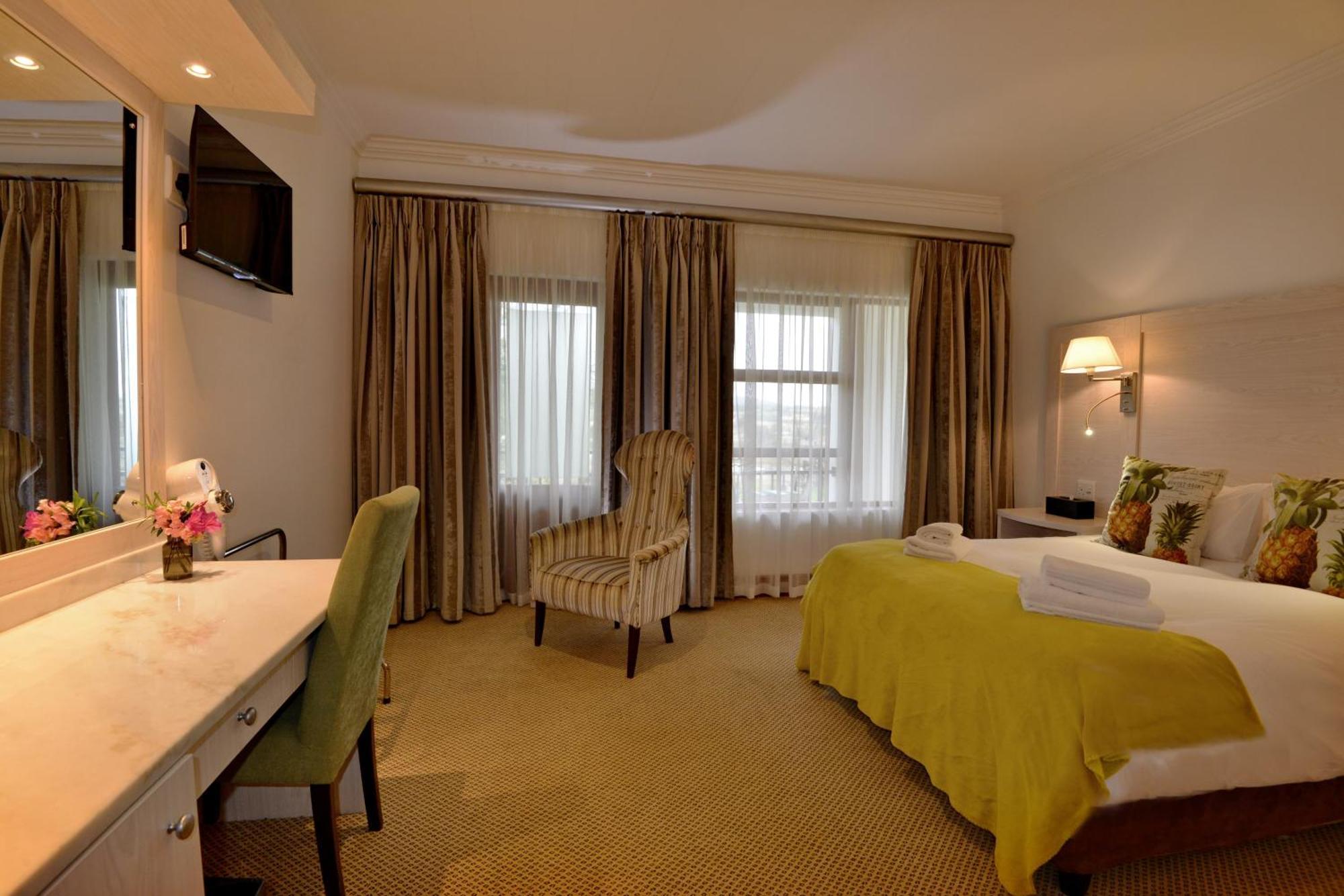 Hotel Val Du Charron Wine & Leisure Estate Wellington Esterno foto